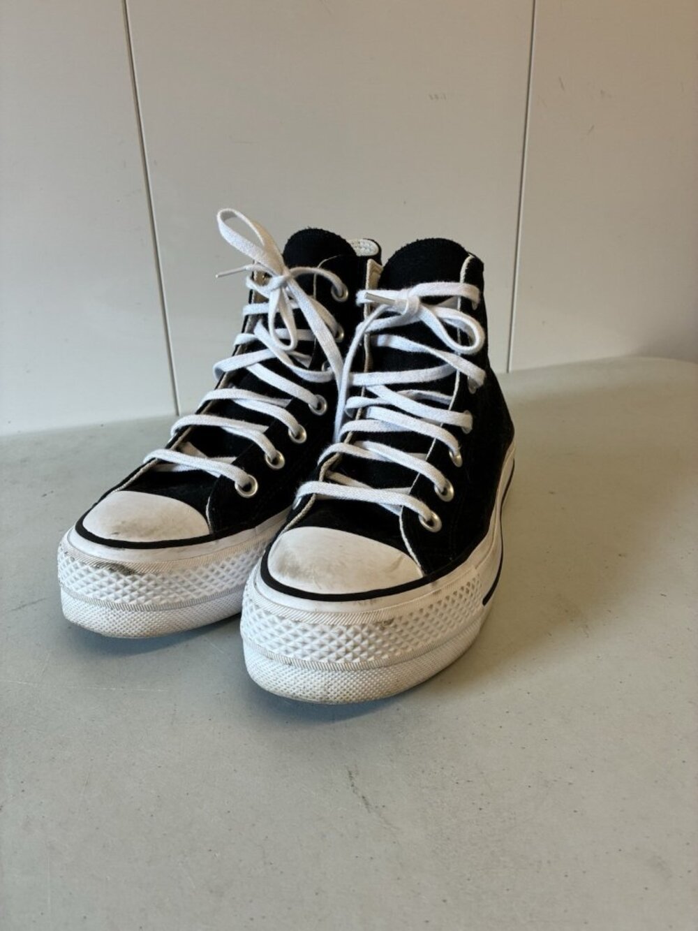 Converse Women's Chuck Taylor All Star Lifts High Top Black Size US 6.5